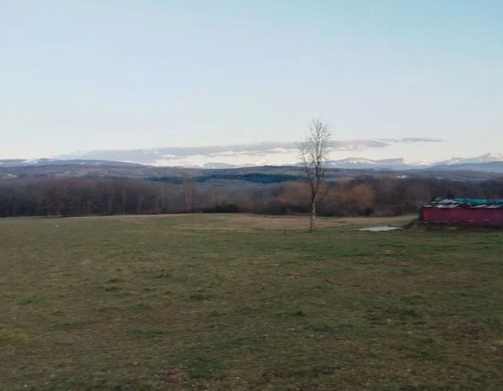 Terrain à Savigny